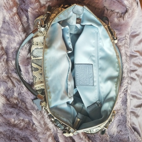 Coach handbag/wallet combo - Picture 5 of 8